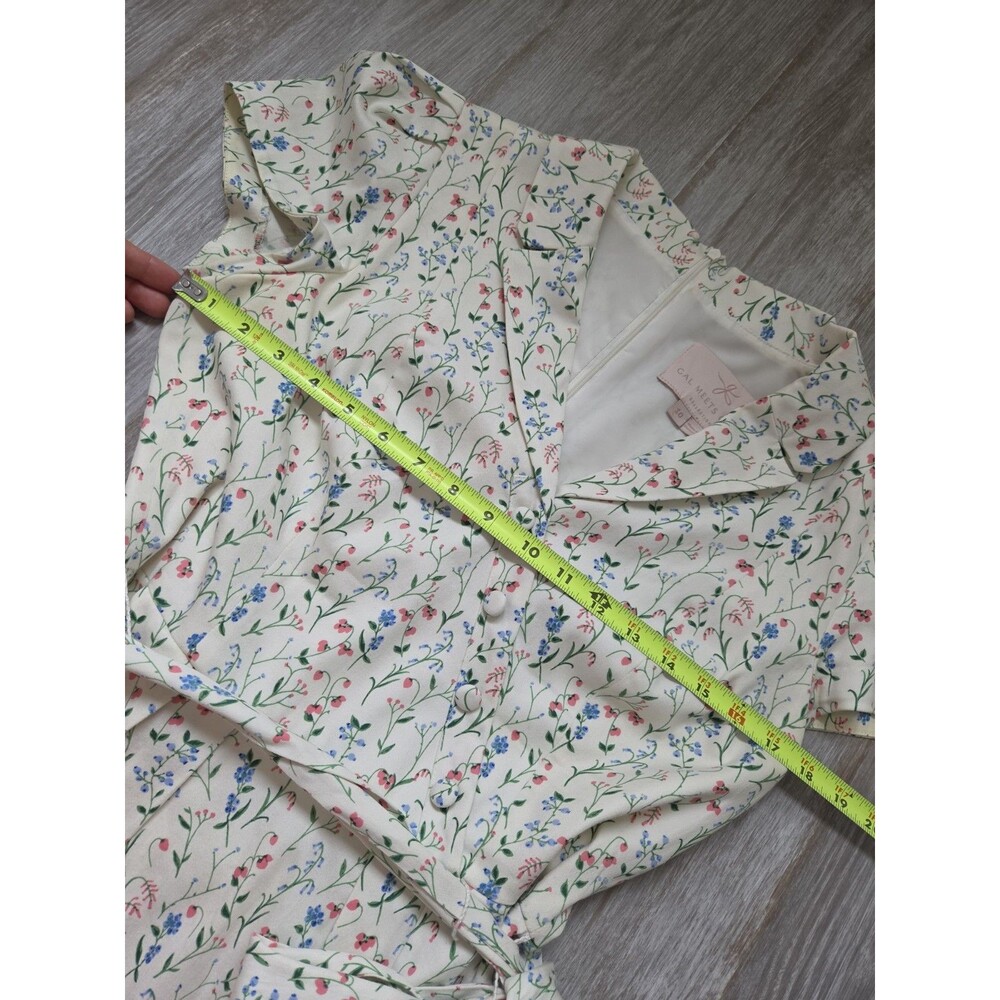 NWOT Gal Meets Glam Anne Spring Sprig Floral Wrap Style Dress Womens 10 Belted - Picture 6 of 12